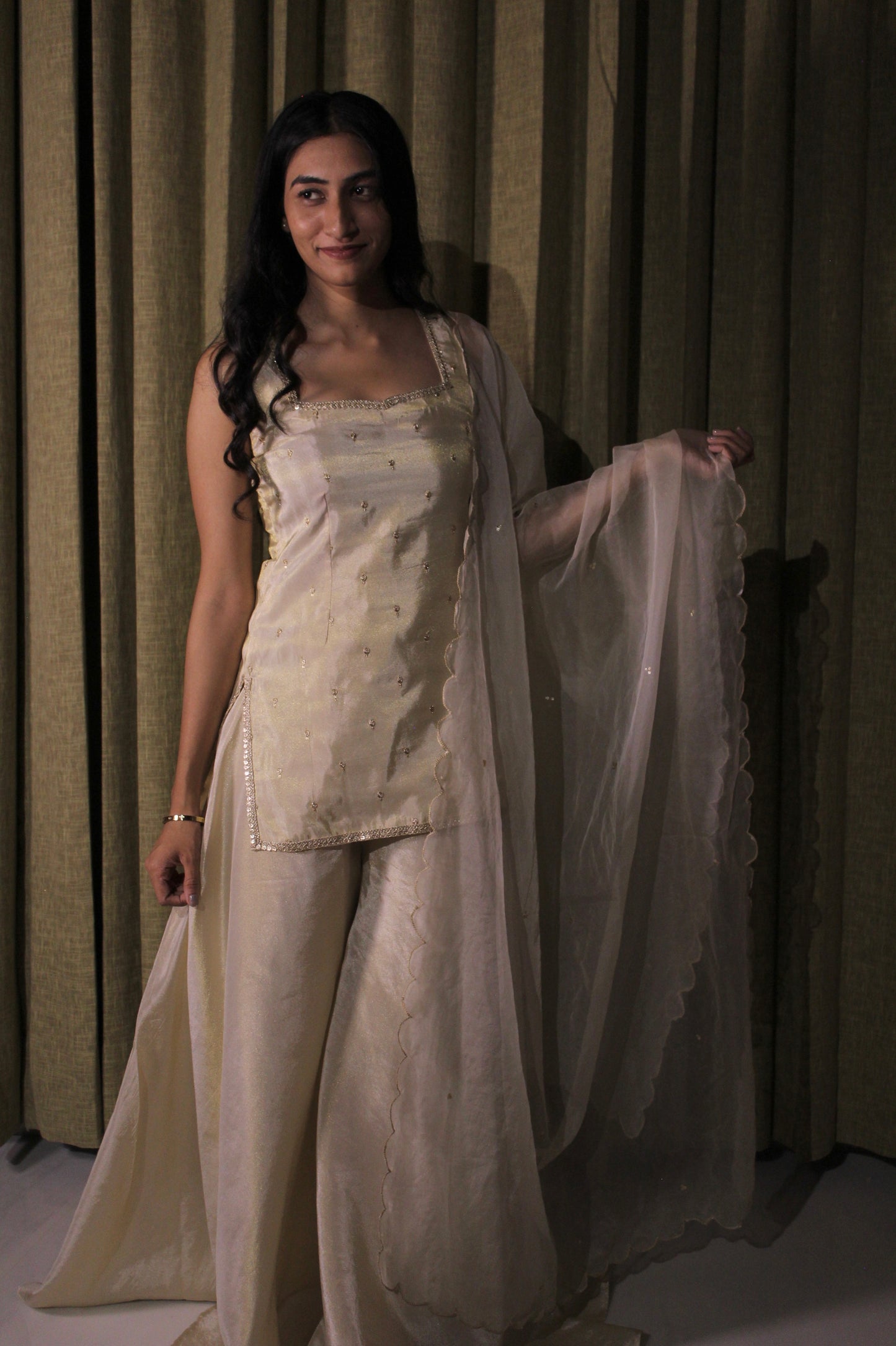 Noor - Ivory Dream Suit